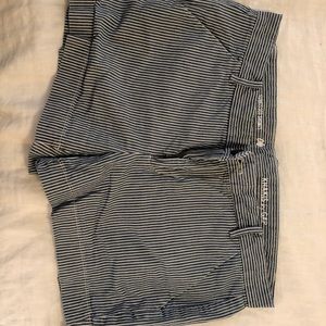 Stripe kaki shorts by Gap size 6